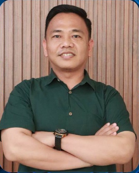 Qomario, S.Pd., M.Pd.
